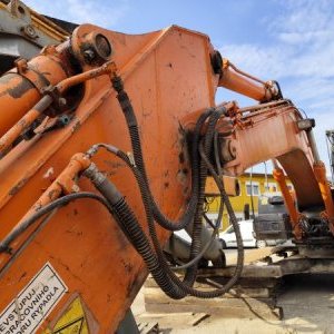 foto 26t bagr bez lopaty Hitachi ZX250 rypadlo pásové