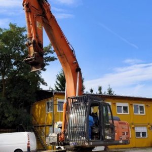 foto 26t bagr bez lopaty Hitachi ZX250 rypadlo pásové
