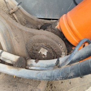 foto 26t bagr bez lopaty Hitachi ZX250 rypadlo pásové