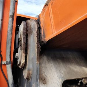 foto 26t bagr bez lopaty Hitachi ZX250 rypadlo pásové