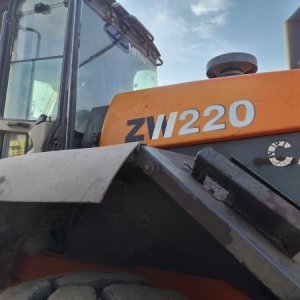 foto 18.3t nakladač 3m3 hardox Hitachi ZW220