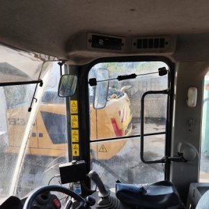 foto 18.3t nakladač 3m3 hardox Hitachi ZW220