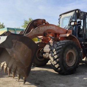 foto 18.3t nakladač 3m3 hardox Hitachi ZW220