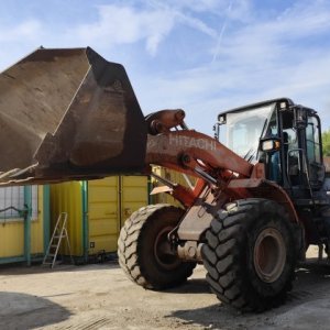 foto 18.3t nakladač 3m3 hardox Hitachi ZW220