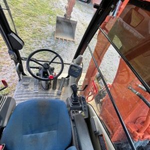 foto 22t kolové rypadlo Hitachi ZX 210W-3