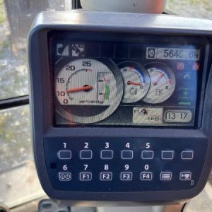 foto 22t kolové rypadlo Hitachi ZX 210W-3